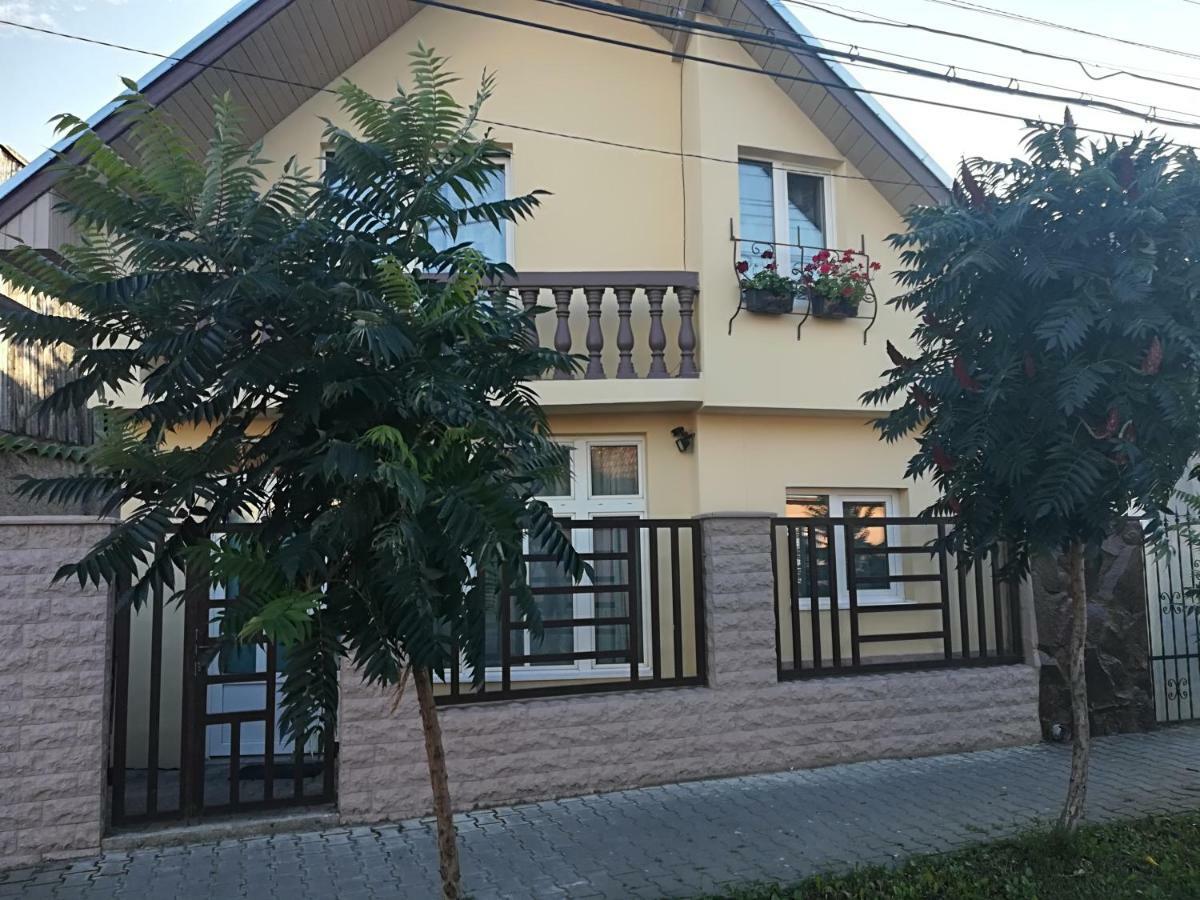 Five Villa Ludus ภายนอก รูปภาพ